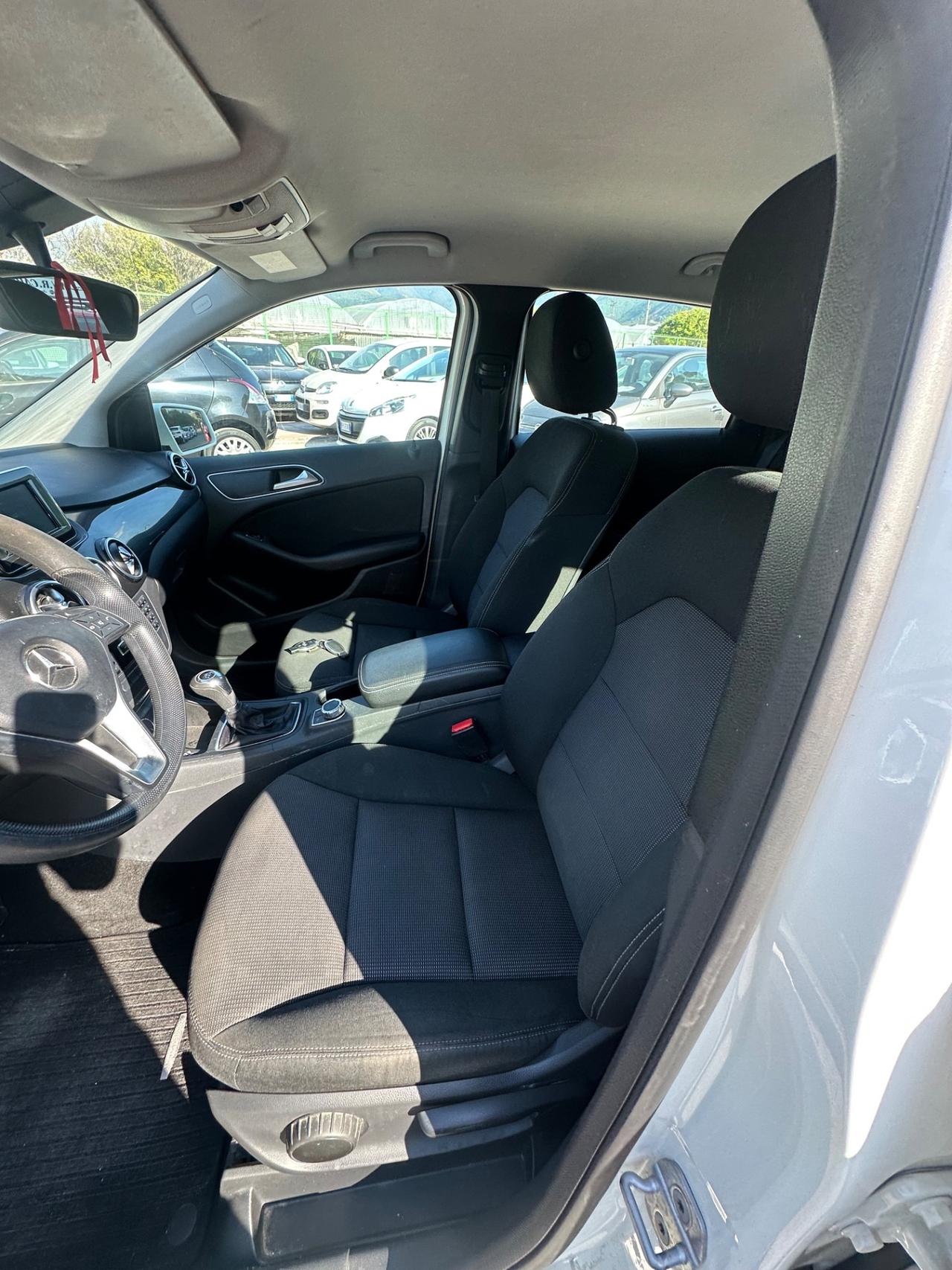 Mercedes-benz B 180 BlueEFFICIENCY Premium