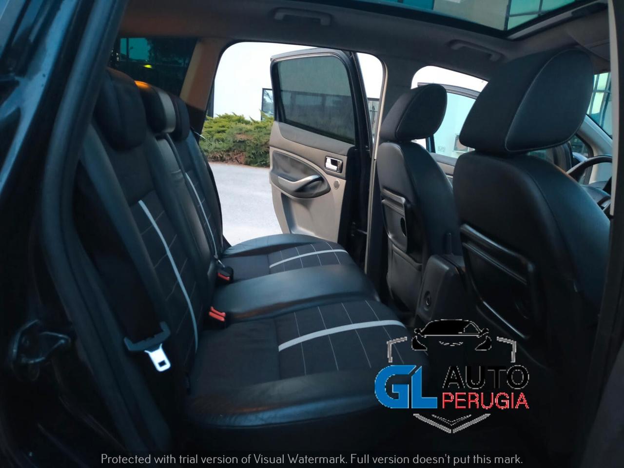 Ford KUGA 2.0 Tdci 4x4 awd titanium ADATTA NEOPATENTATI