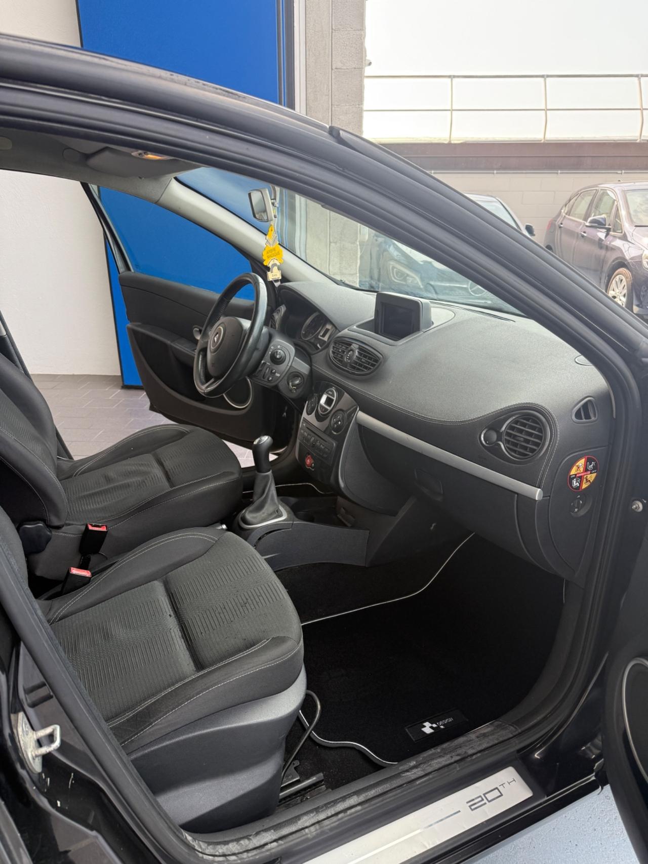 Renault Clio 1.5 dCi 75CV 5 porte Neopatentati