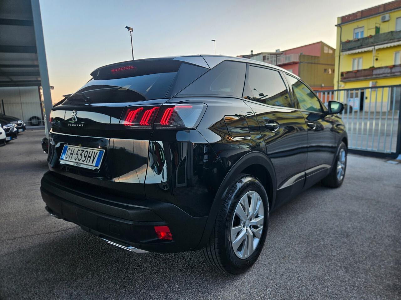 Peugeot 3008 BlueHDi 130 S&S EAT8 Business Pack