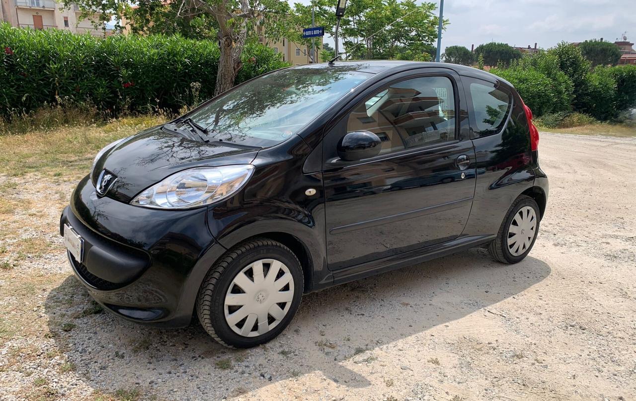 Peugeot 107 1.0 68CV 3p. Sweet Years