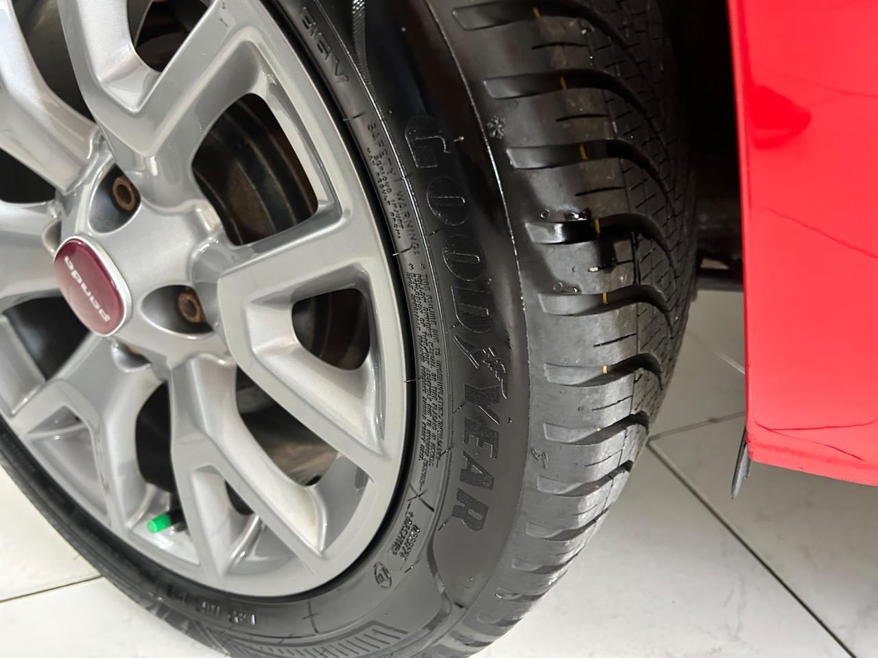Fiat Panda 1.2 Lounge *sedili riscaldabili*sensori Park*5posti