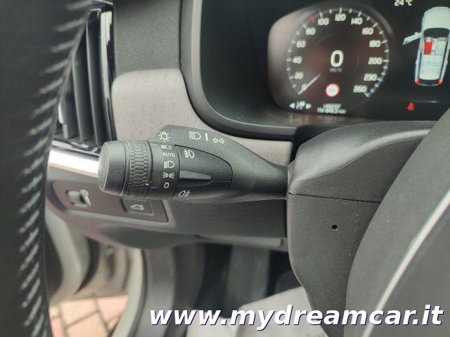 VOLVO V90 Cross Country B4 (d) AWD Geartronic Business Pro