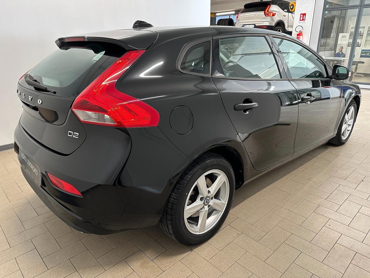 Volvo V40 1.6 D2 KINETIC - PER NEOPATENTATI