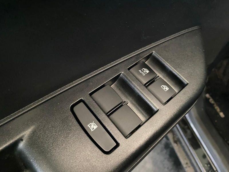 Mahindra KUV100 1.2 VVT K8