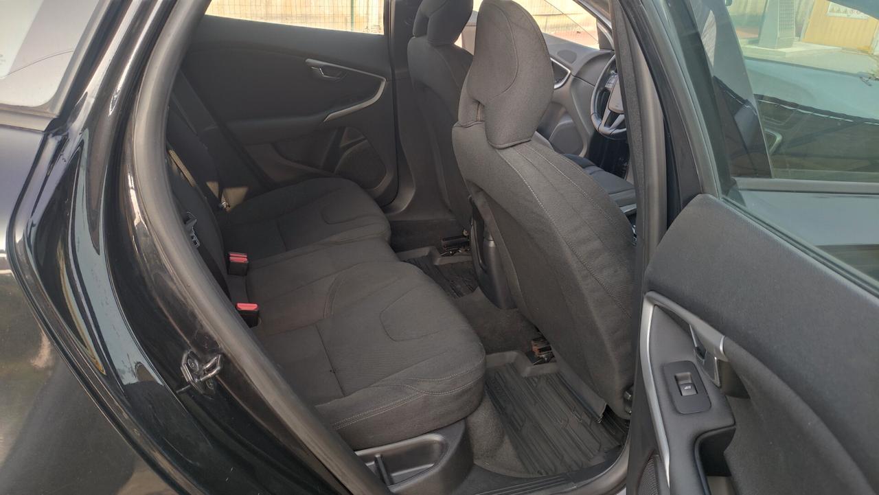 Volvo V40 1.6 Diesel NEOPATENTATI - 2013