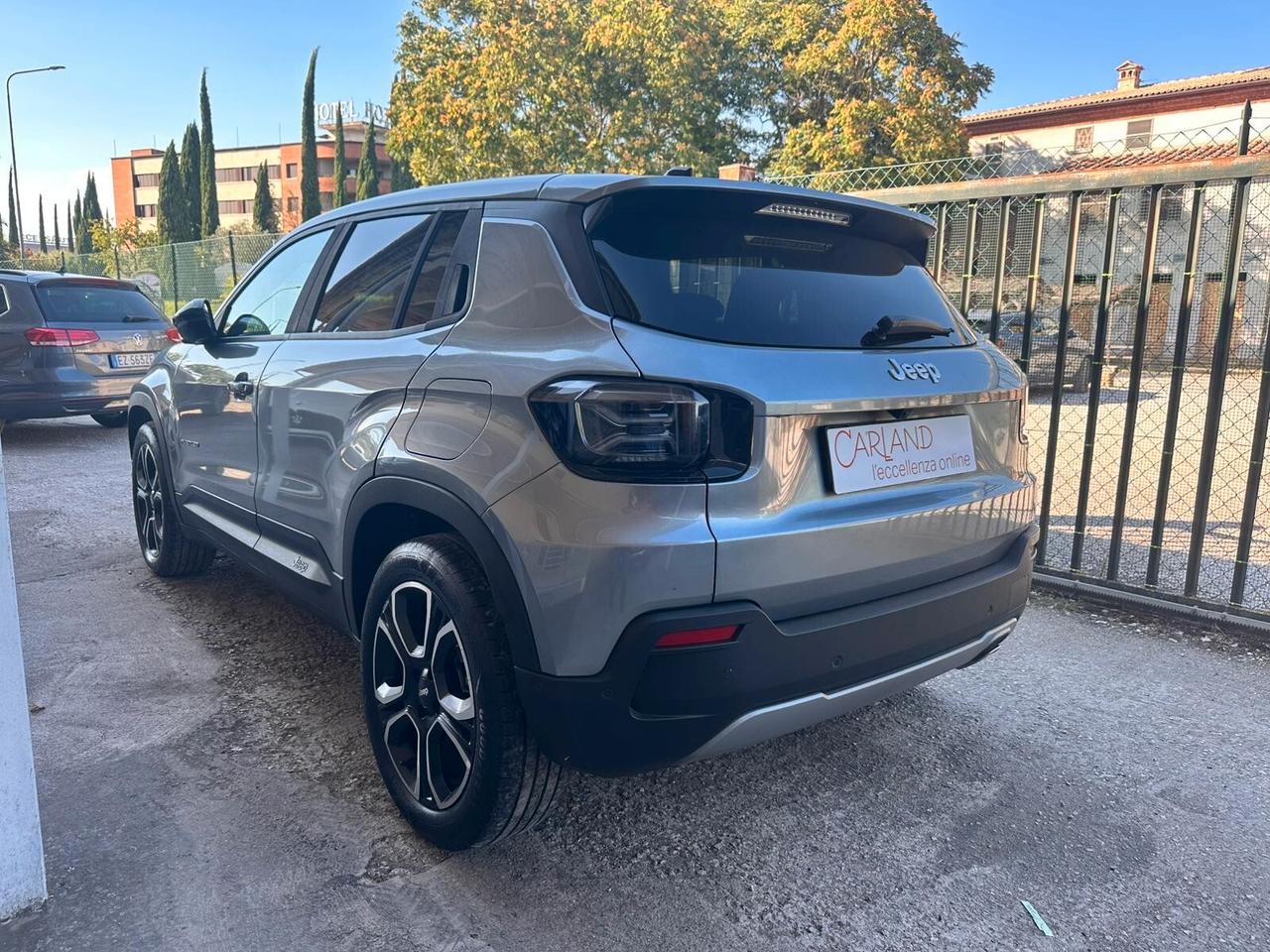 Jeep Avenger 1.2 Turbo 100 CV Summit