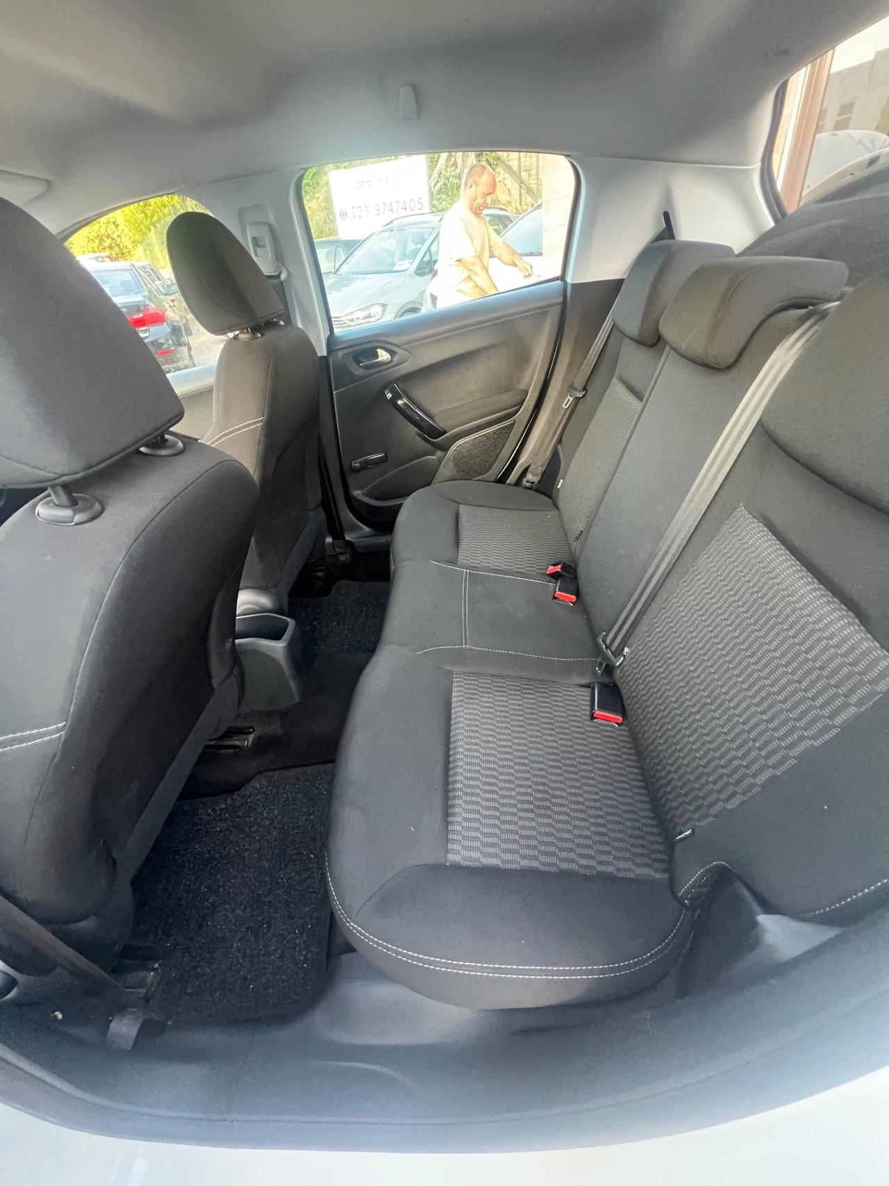 Peugeot 208 PureTech 82 5 porte Active