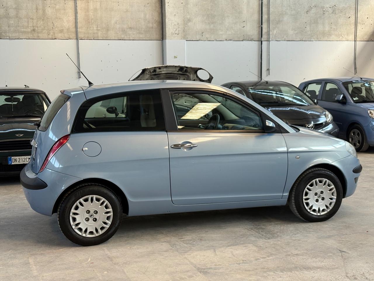 Lancia Ypsilon 1.2 Oro Bianco