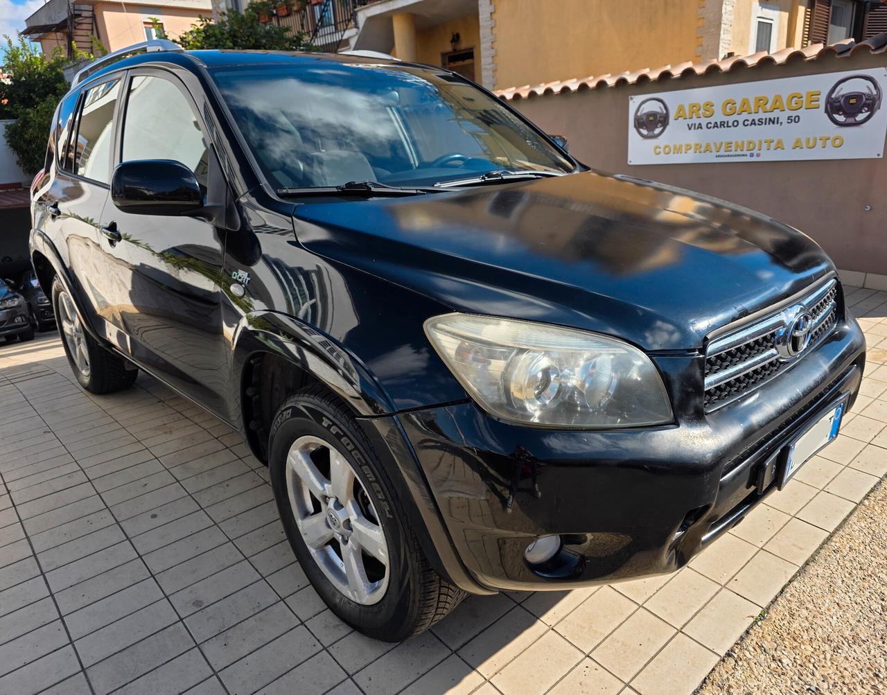 Toyota RAV 4 RAV4 2.2 D-4D 177 CV Luxury