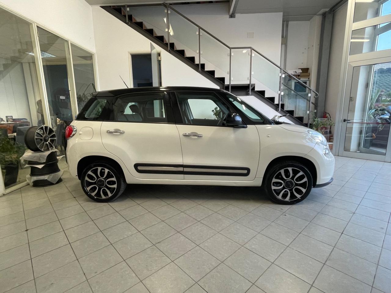 Fiat 500L Living 0.9 TwinAir Turbo Natural Power Lounge