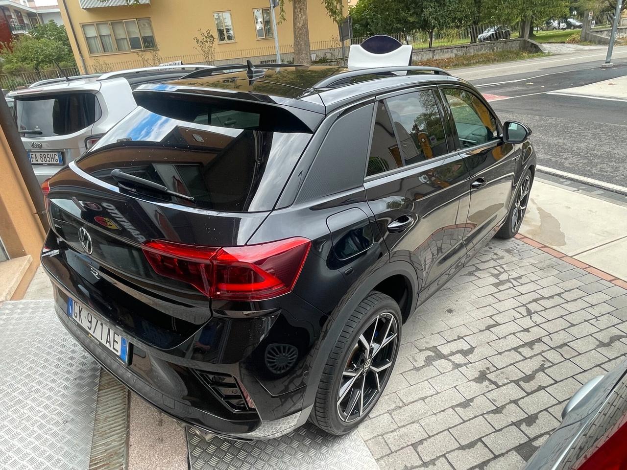 Volkswagen T-Roc R 2.0 TSI DSG 4MOTION AKRAPOVIC'