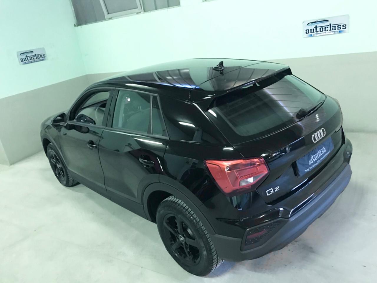 Audi Q2 30 TFSI Business