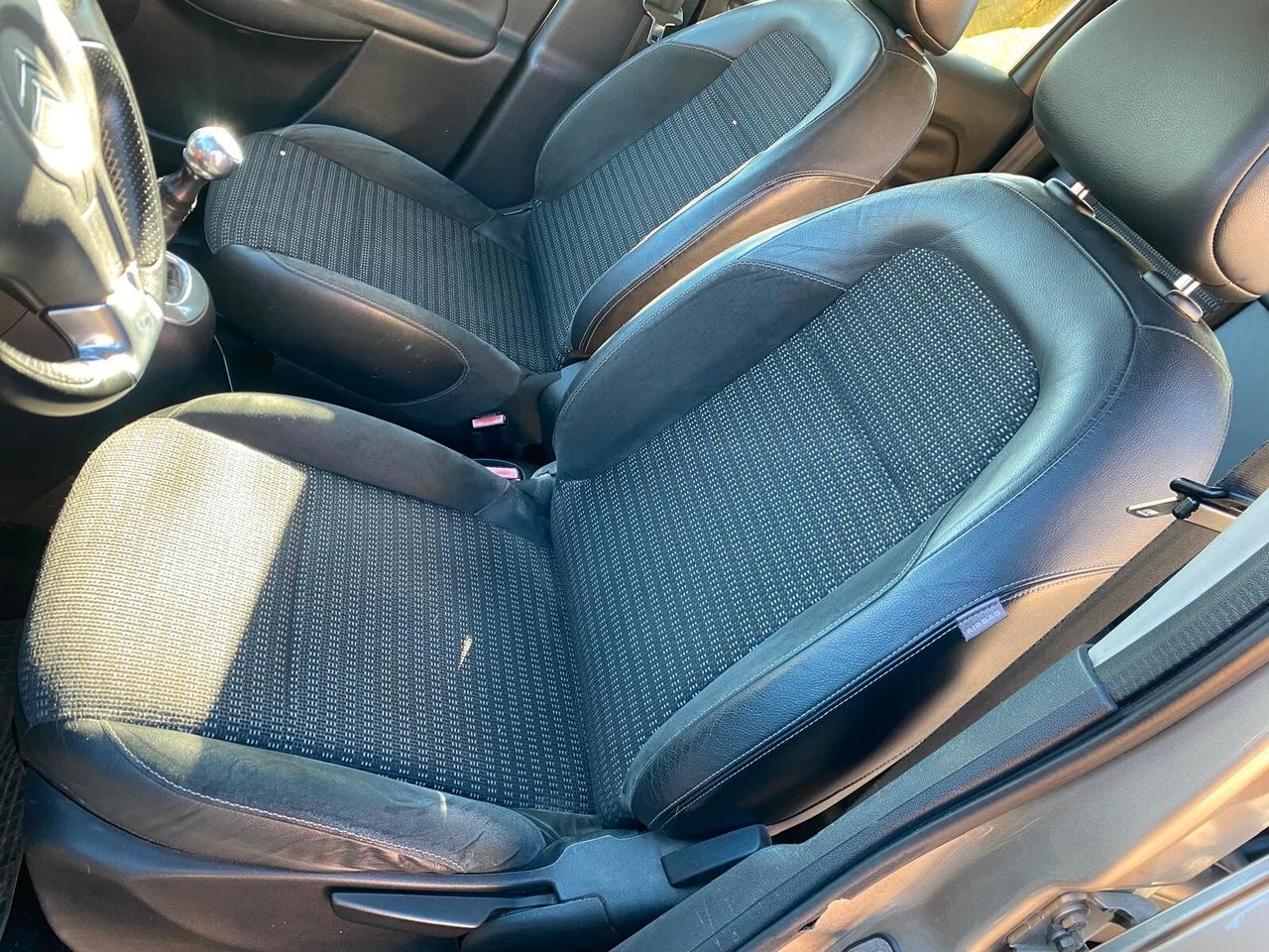 Citroen C3 Picasso Exclusive 1.6 /120cv GPL (2033) Tetto Panoramico /Pelle - Ok NEOPATENTATI