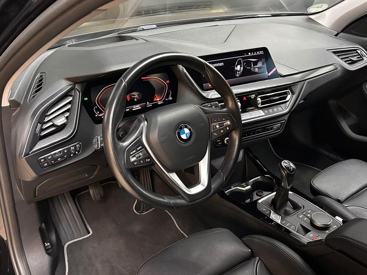 Bmw 118 118i 5p. Msport