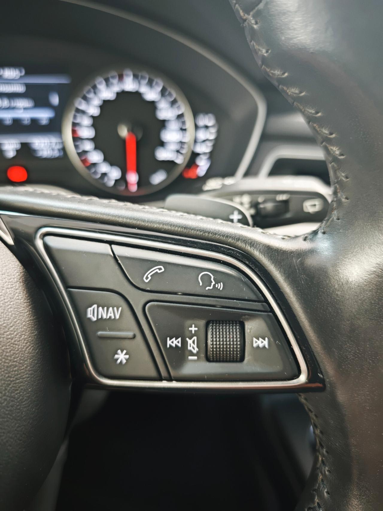 Audi A4 2.0 TDI 150 CV S tronic Business Sport COME NUOVA