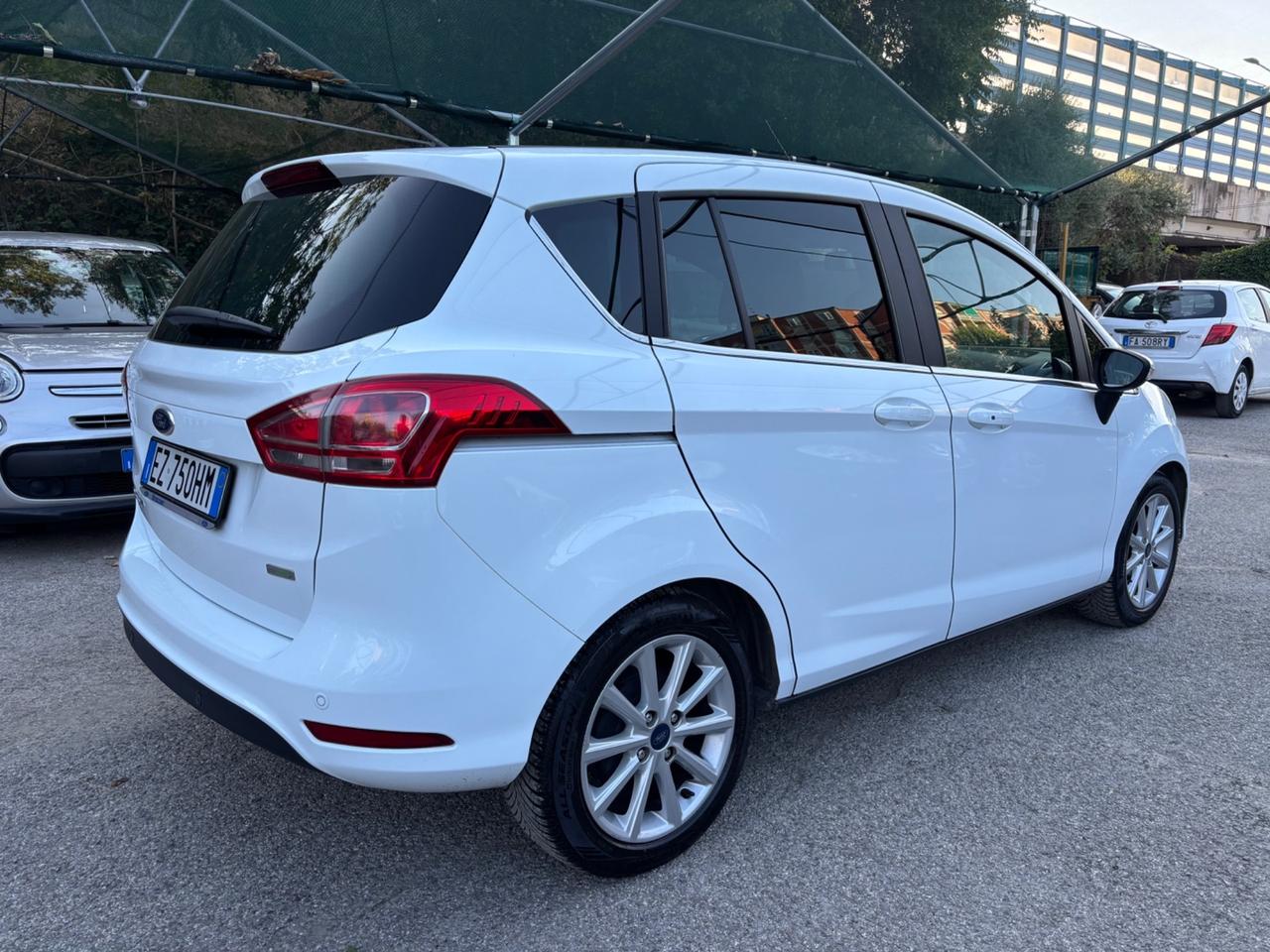 Ford B-Max 1.0 benzina 100 CV Titanium OK NEOPATENTATI