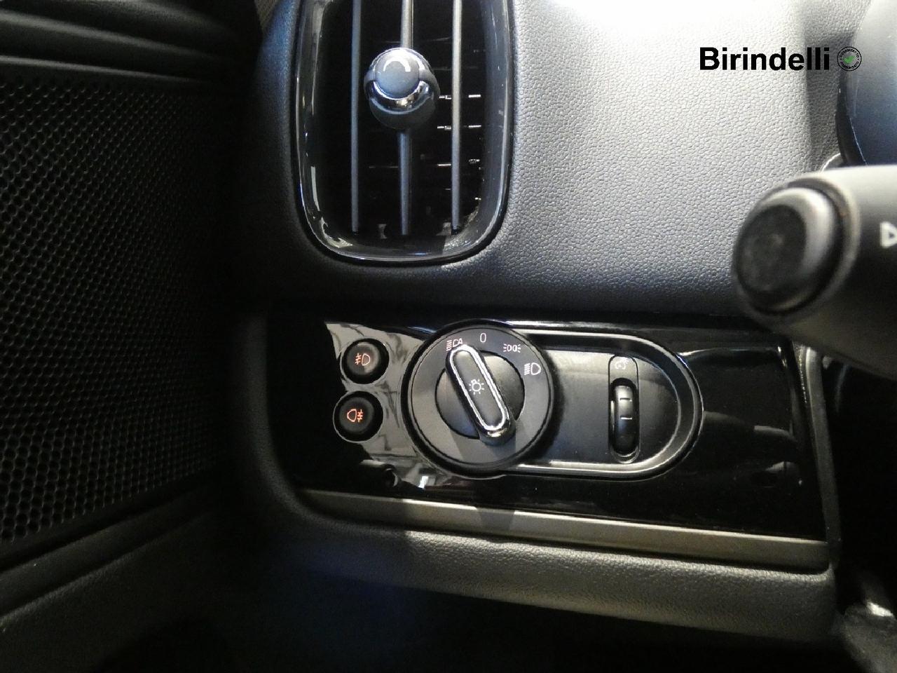 MINI Mini Countrym.(F60) - Mini 1.5 One D Hype Countryman