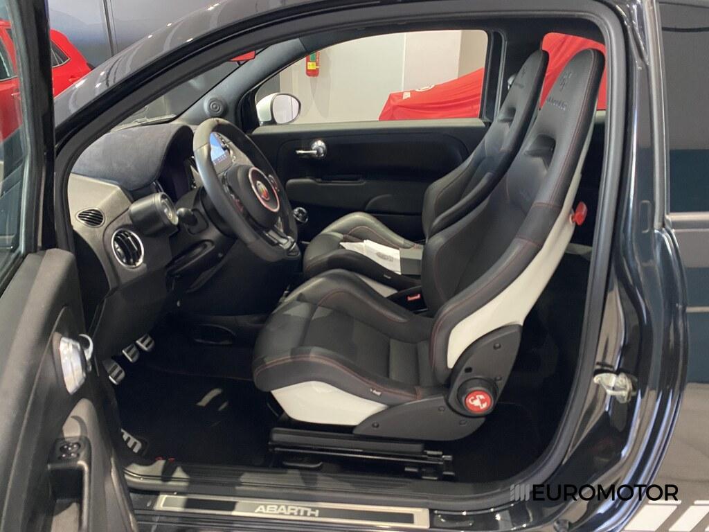 Abarth 595 1.4 T-Jet esseesse