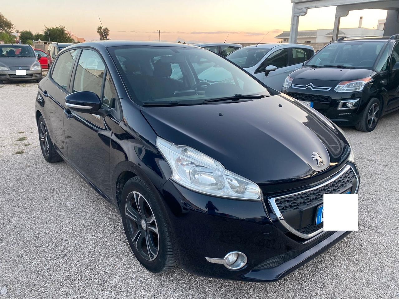 Peugeot 208 1.2 VTi 82 CV 5 porte Allure