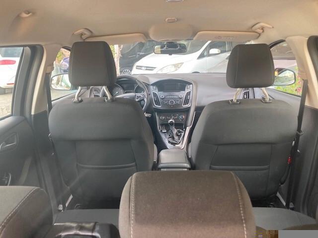 Ford Focus 1.6 120 CV GPL SW Titanium