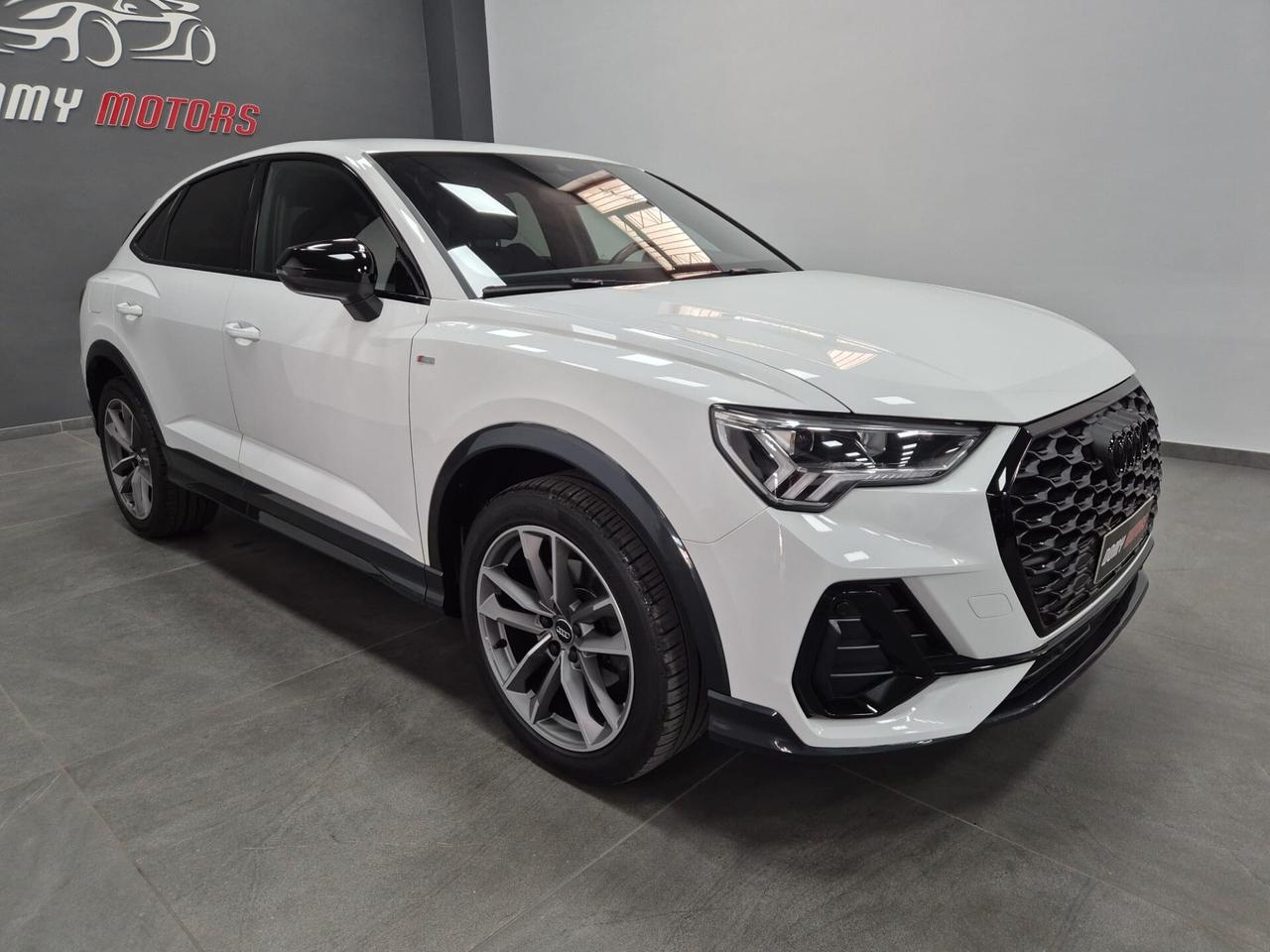AUDI Q3 SPORTBACK 35 TDI S-TRONIC S-LINE
