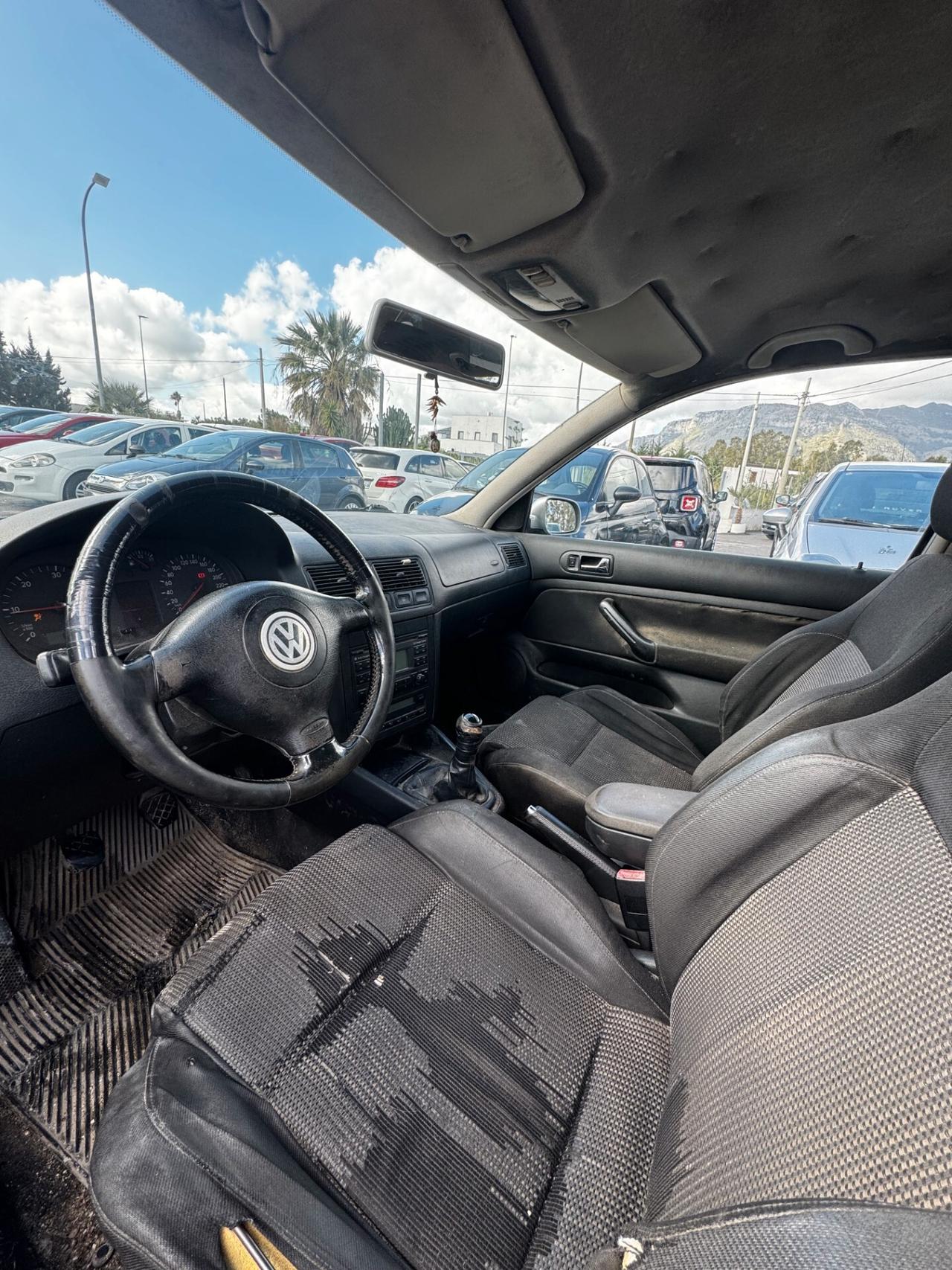 Volkswagen Golf 1.9 TDI/130 CV cat Variant H.line