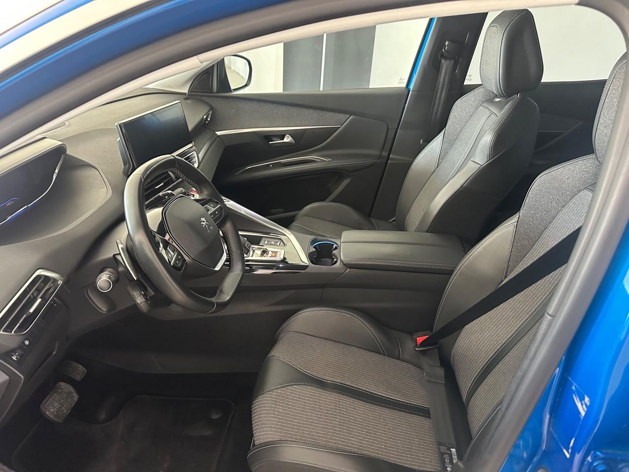 Peugeot 3008 BlueHDi 130 S&S Allure