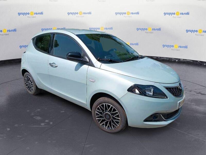 Lancia Ypsilon New 5 porte My24 1.0 Firefly 70 CvStart&Stop Hybrid Oro