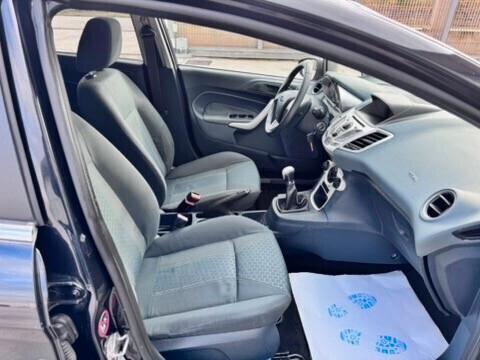 Ford Fiesta 1.6 TDCi 90CV 5 porte DPF Titanium