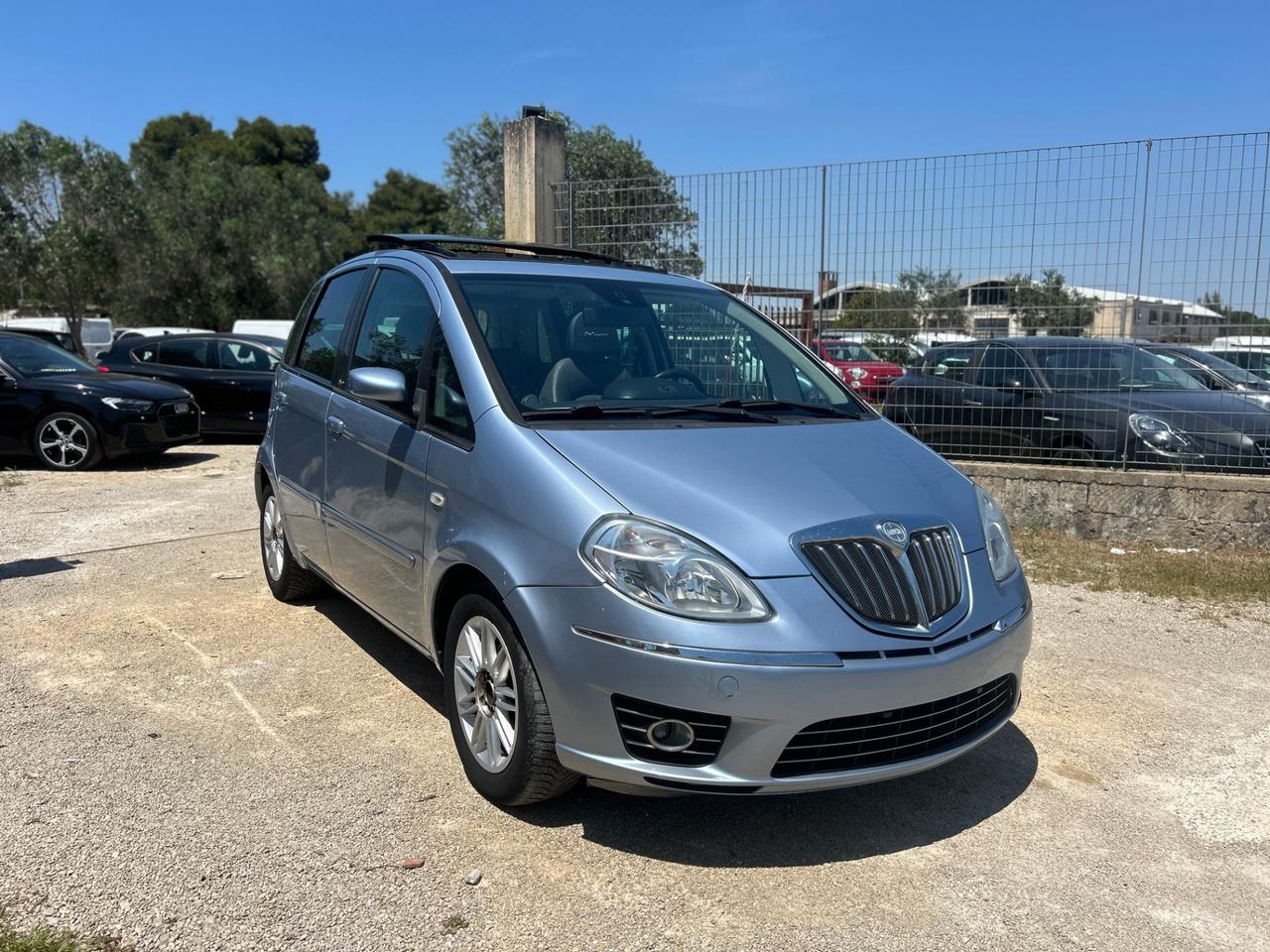 Lancia MUSA 1.4 16V EURO 5 Platino-2009 TETTO/15"