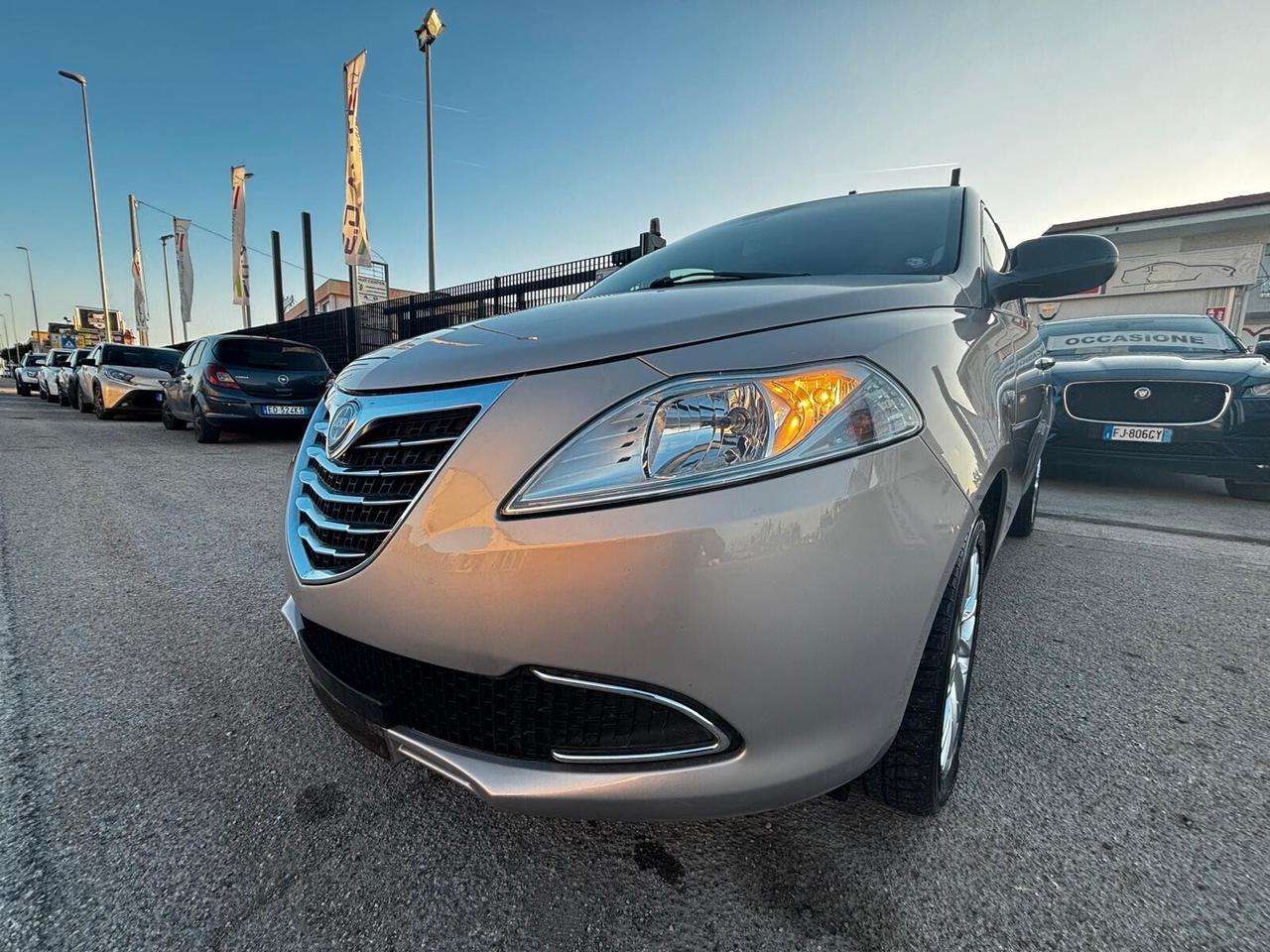 Lancia Ypsilon 1.3 MJT 16V 95 CV 5 porte S&S Gold