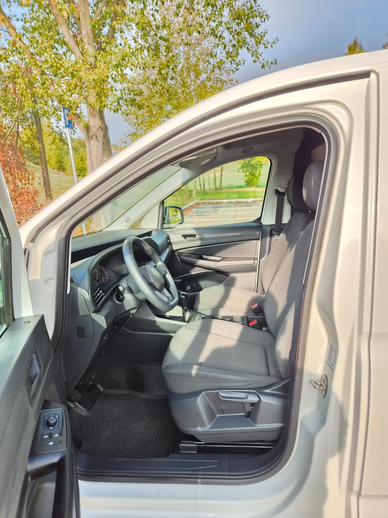 Volkswagen Caddy 2.0 TDI 122 CV Furgone Maxi PASSO LUNGO