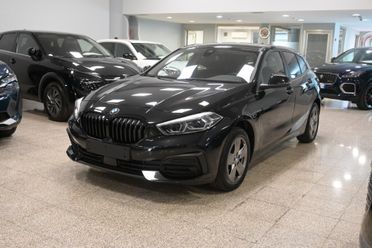 BMW 116D 115CV 6M. BUSINESS ADVANTAGE ( FARI LED - BMW DIGITAL COCKPIT - CRUISE - NAVI - MIRROR - PDC )
