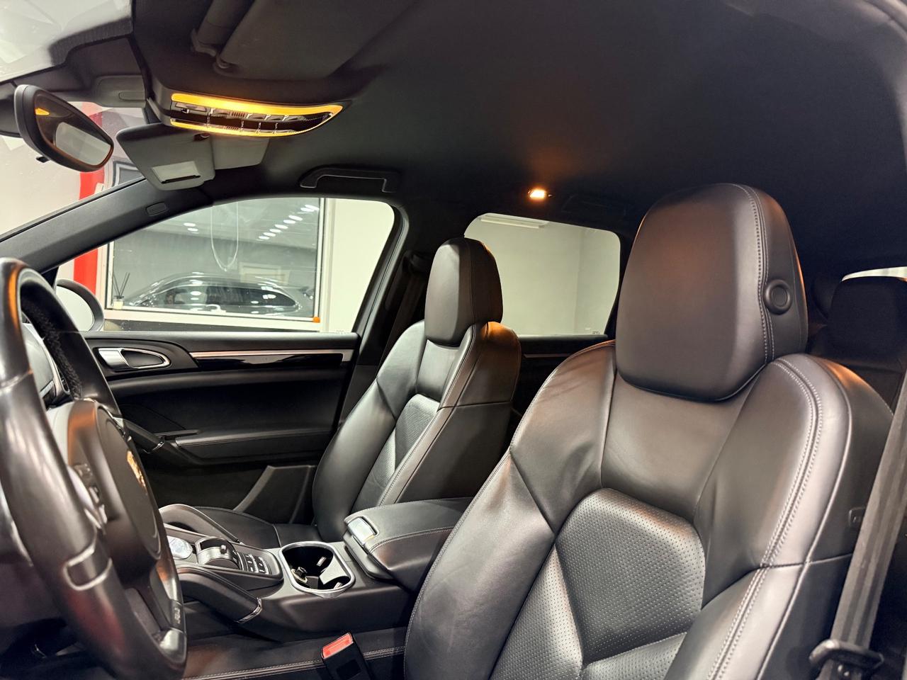 Porsche Cayenne 3.0TDI 245CV "BURMESTER"