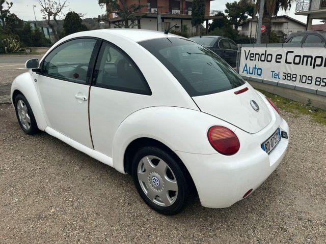 VOLKSWAGEN New Beetle 1.9 TDI