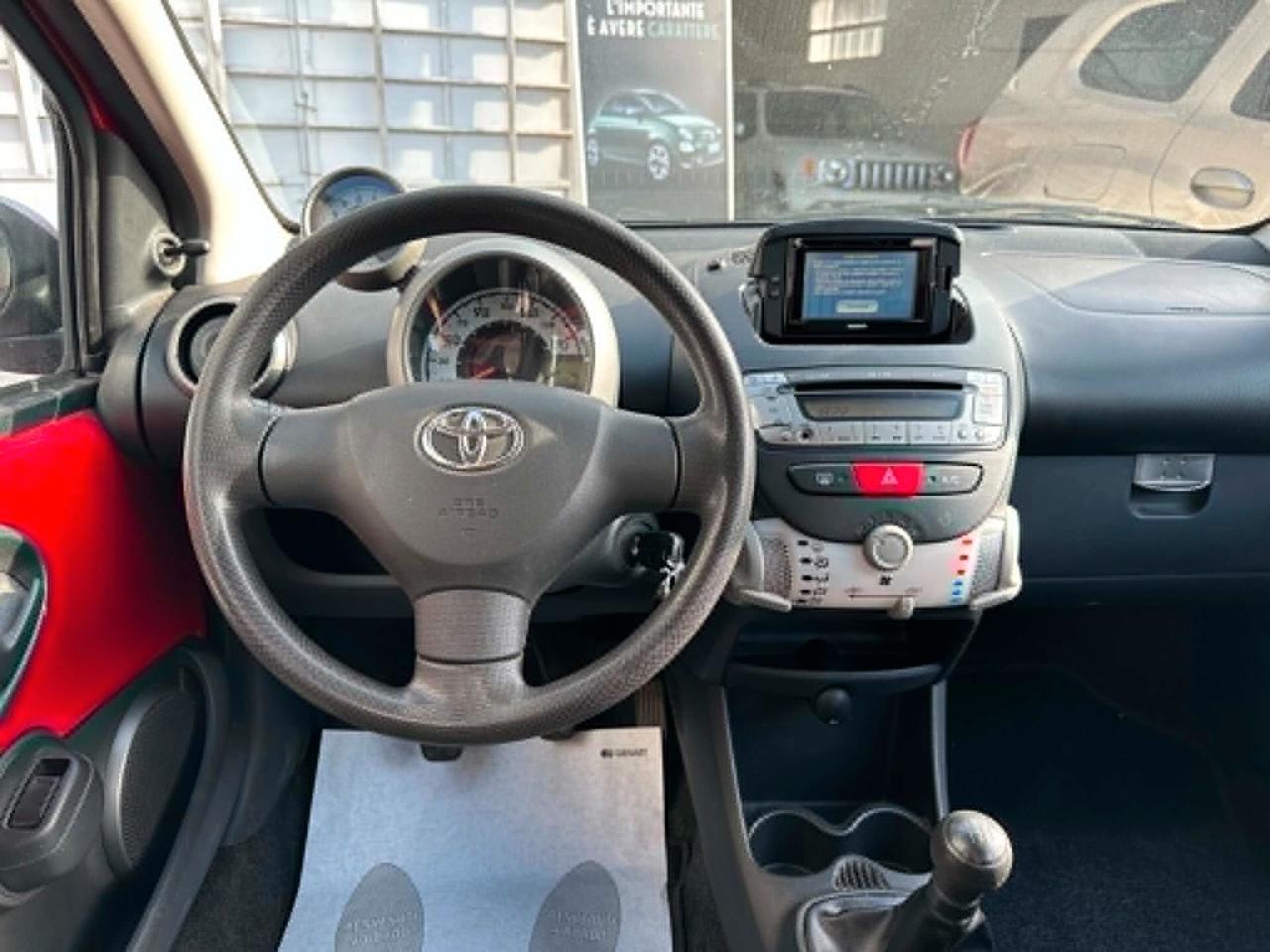 Toyota Aygo 1.0 12V VVT-i 5 porte Active Connect