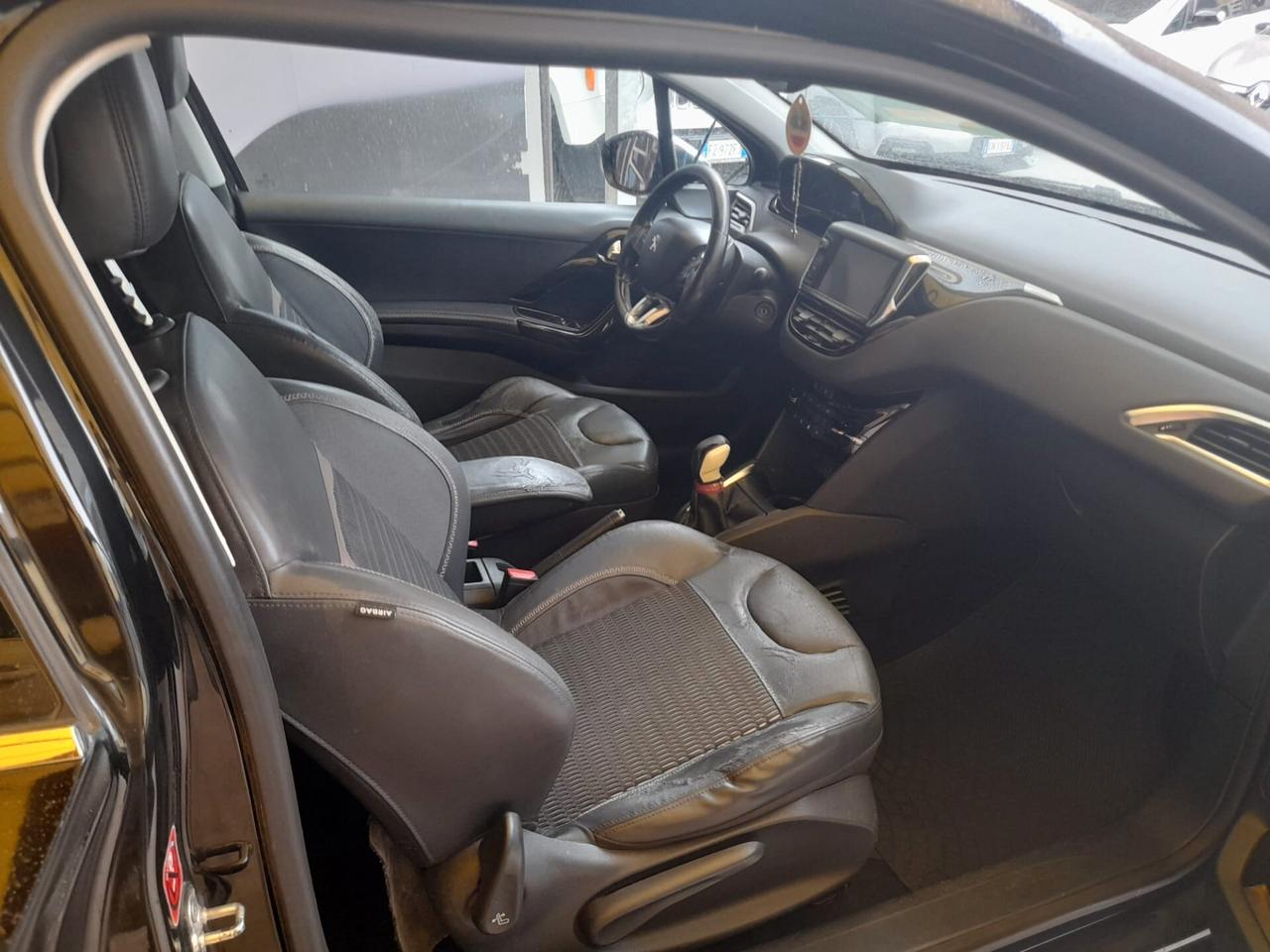 Peugeot 208 1.2cc gpl 12 mesi garanzia-2013