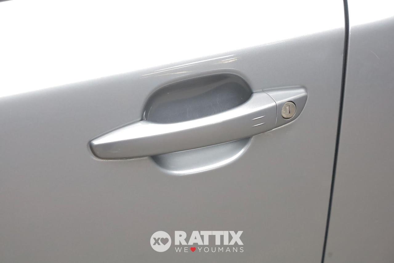 Peugeot e-2008 motore elettrico 100kW GT