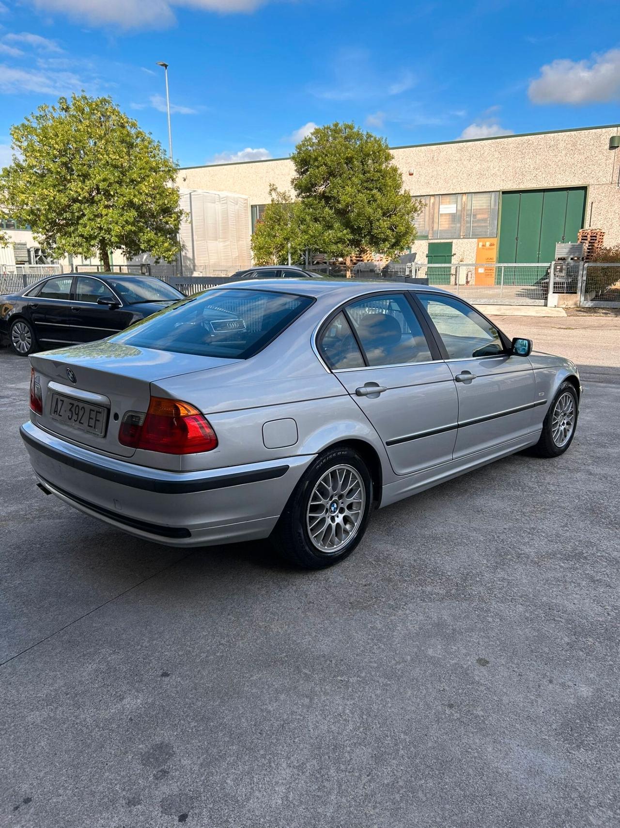Bmw 323 323i cat 4 porte