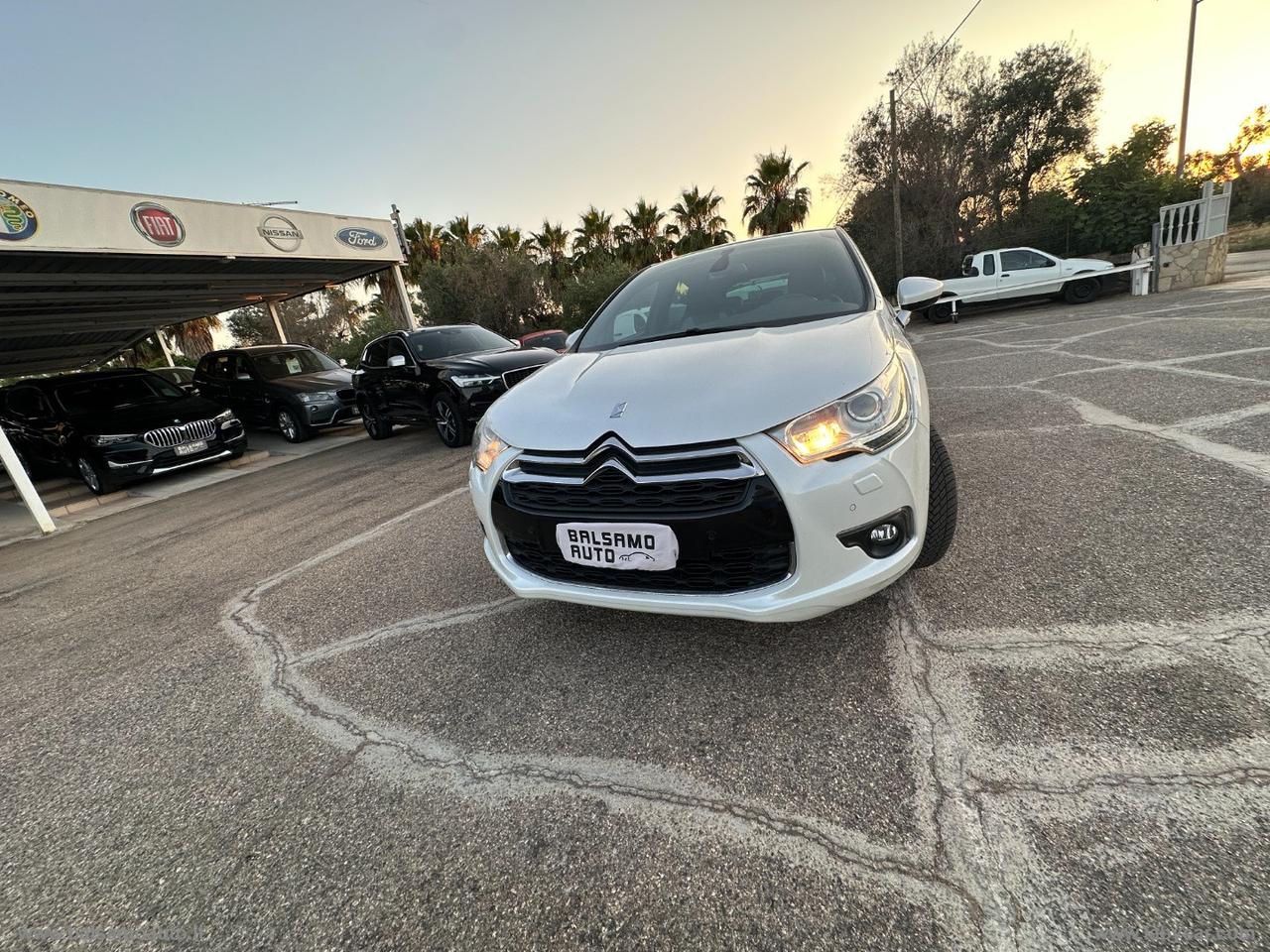 DS AUTOMOBILES DS 4 BlueHDi 120 S&S So Chic
