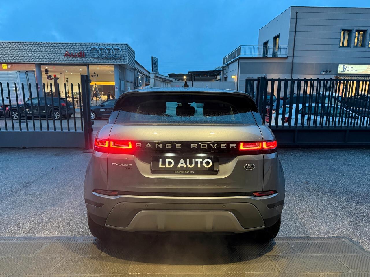 Land Rover Range Evoque 1.5 I3 PHEV 300 CV AWD
