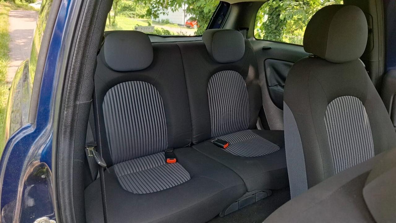 LANCIA YPSILON 1.3MTJ NEOPATENTATI
