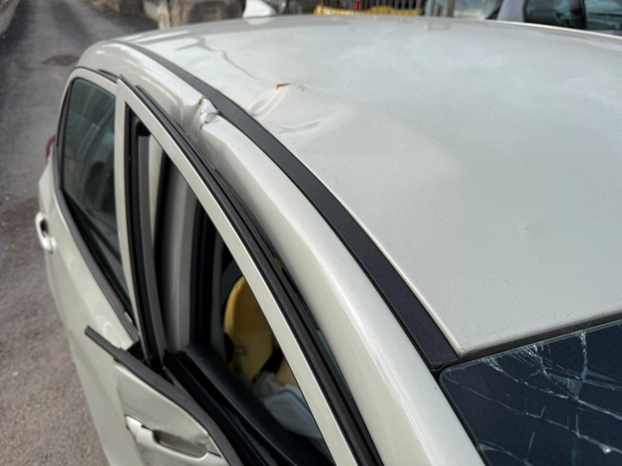 KIA PICANTO ANNO 2023 1.0 BENZINA *SINISTRATA