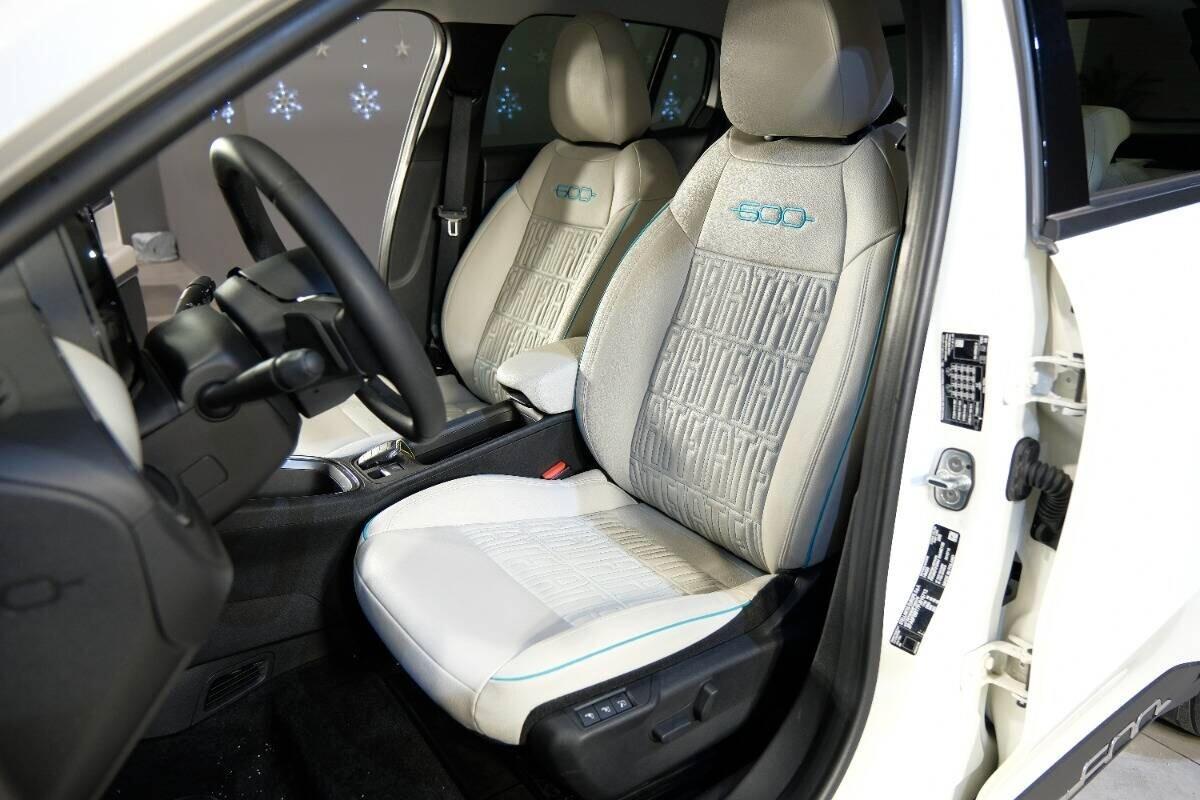 Fiat 600 Hybrid 100 CV DCT MHEV La Prima