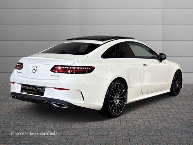 MERCEDES-BENZ E 220 d Coupè 4Matic Premium