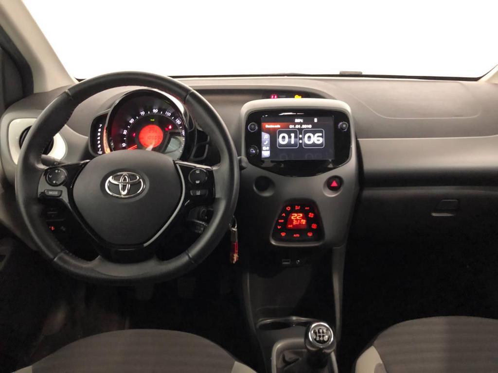 Toyota Aygo 5 Porte 1.0 VVT-i x-play