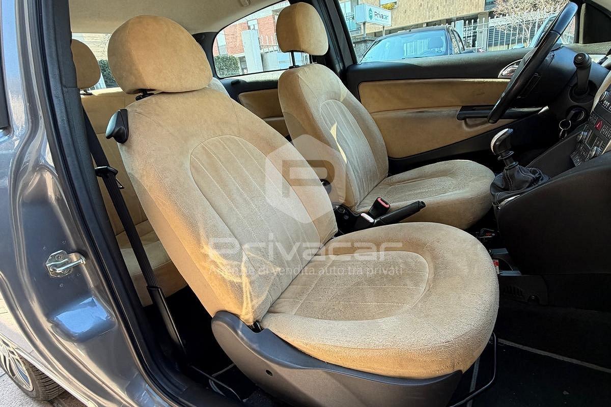 LANCIA Ypsilon 1.4 Argento