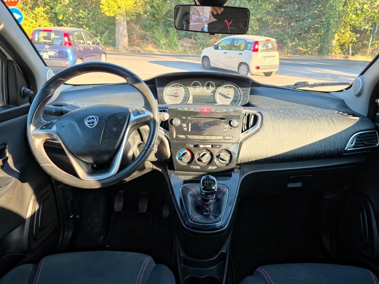 Lancia Ypsilon 1.2 69 CV 5 porte S&S Silver E5B Manuale NEO 2013