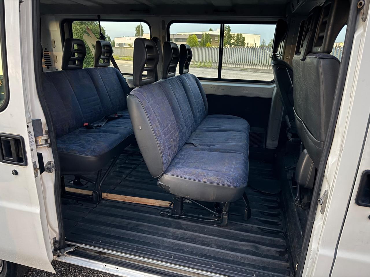 Peugeot Boxer 2.8 HDi 127cv 9 posti